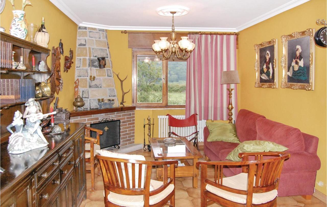 La Pinera Gorgeous Home In Pilona With Kitchen מראה חיצוני תמונה